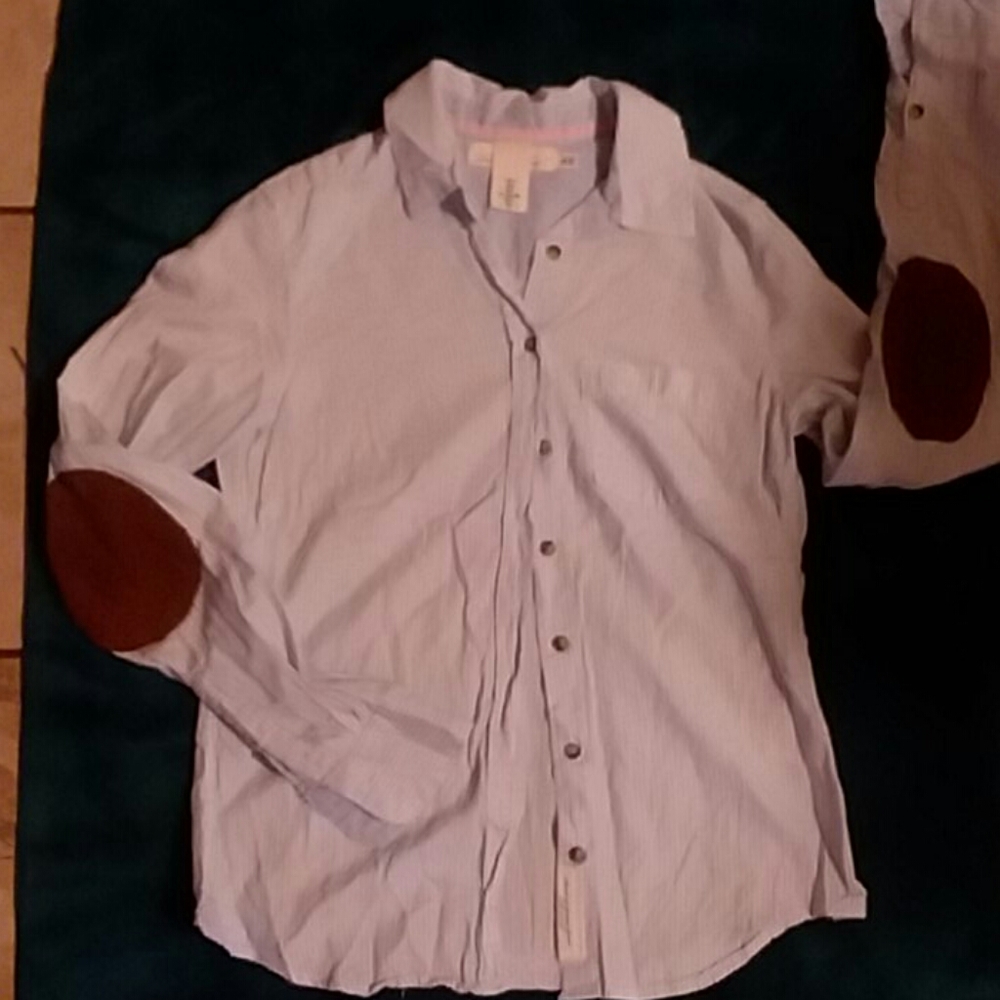 Button up long sleeve shirt